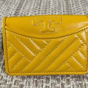 Tory Burch Cardholder.